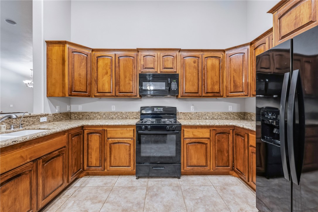 2919 Desert Trail Drive