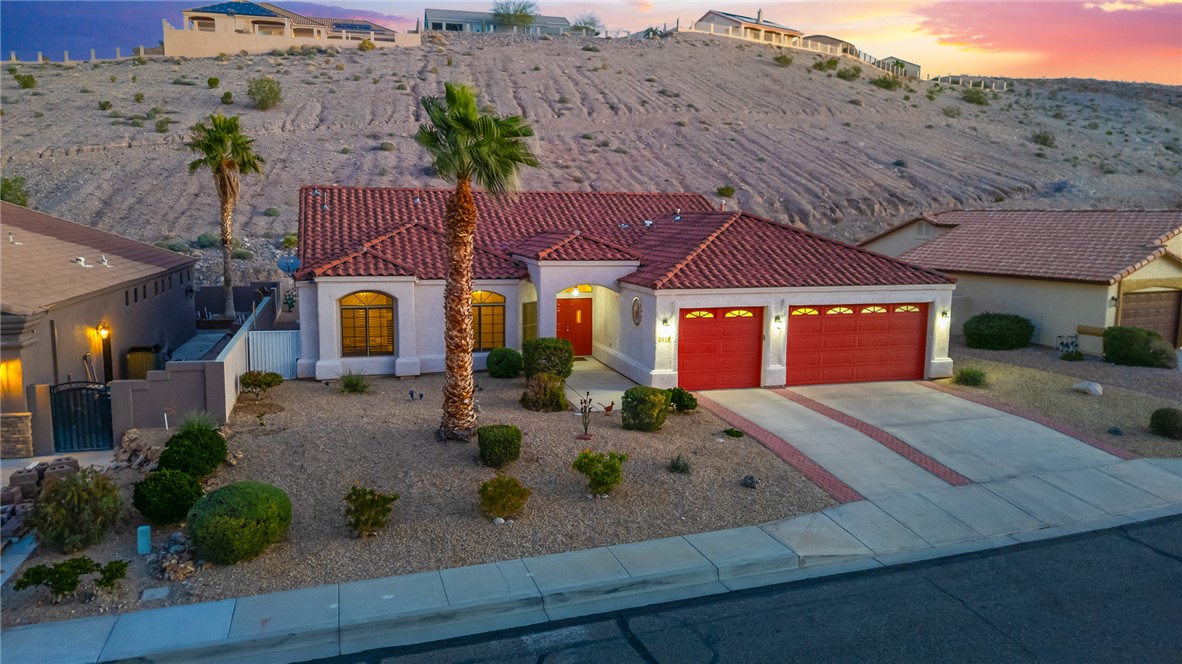 2919 Desert Trail Drive