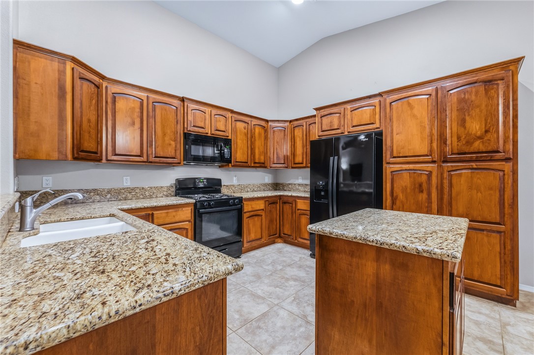 2919 Desert Trail Drive