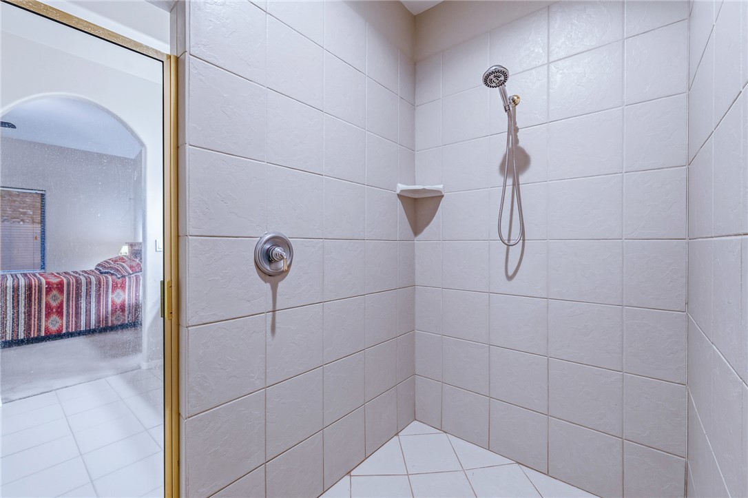 2919 Desert Trail Drive