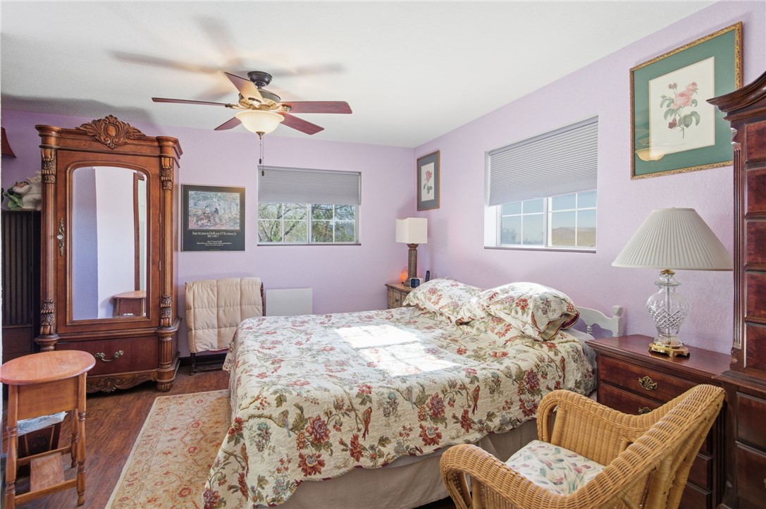 5713 W Crystal Drive