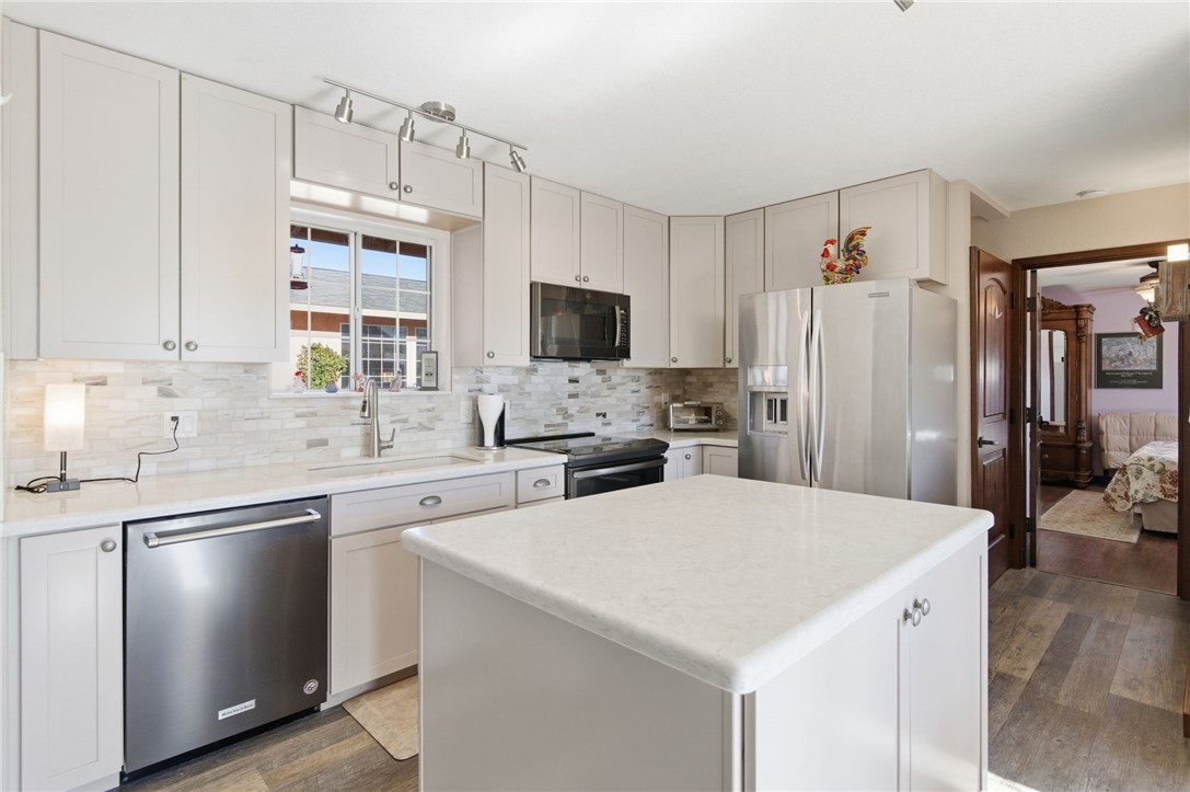 5713 W Crystal Drive