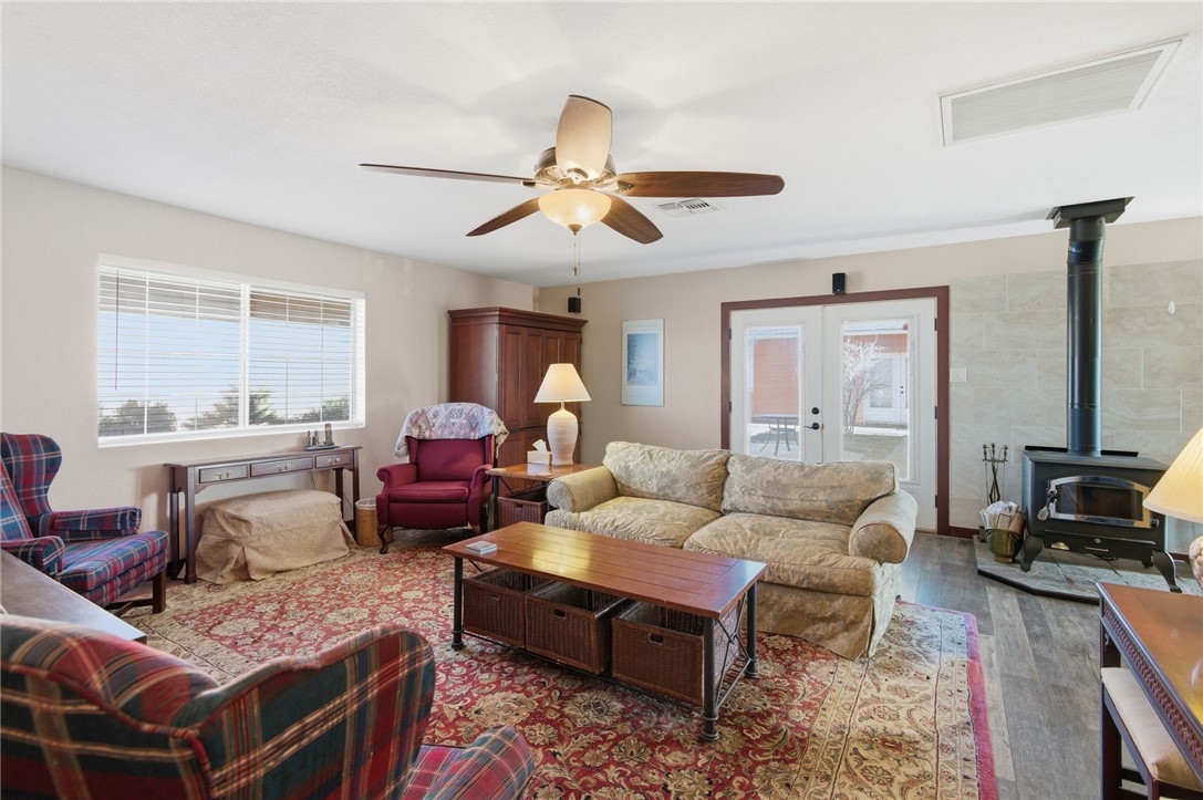 5713 W Crystal Drive