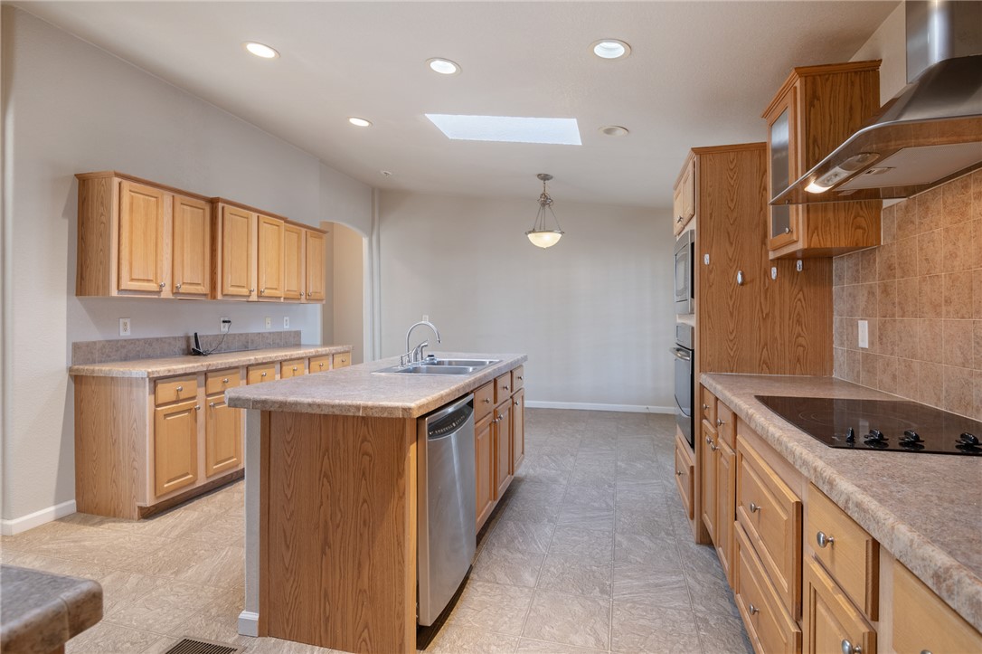 3676 N Santa Maria Road