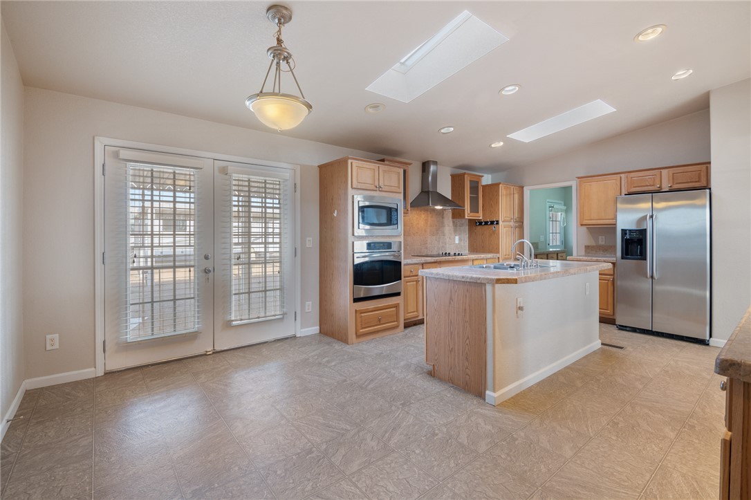 3676 N Santa Maria Road