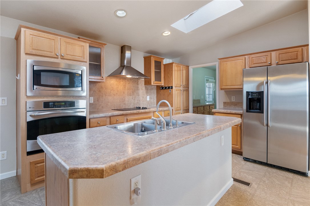 3676 N Santa Maria Road