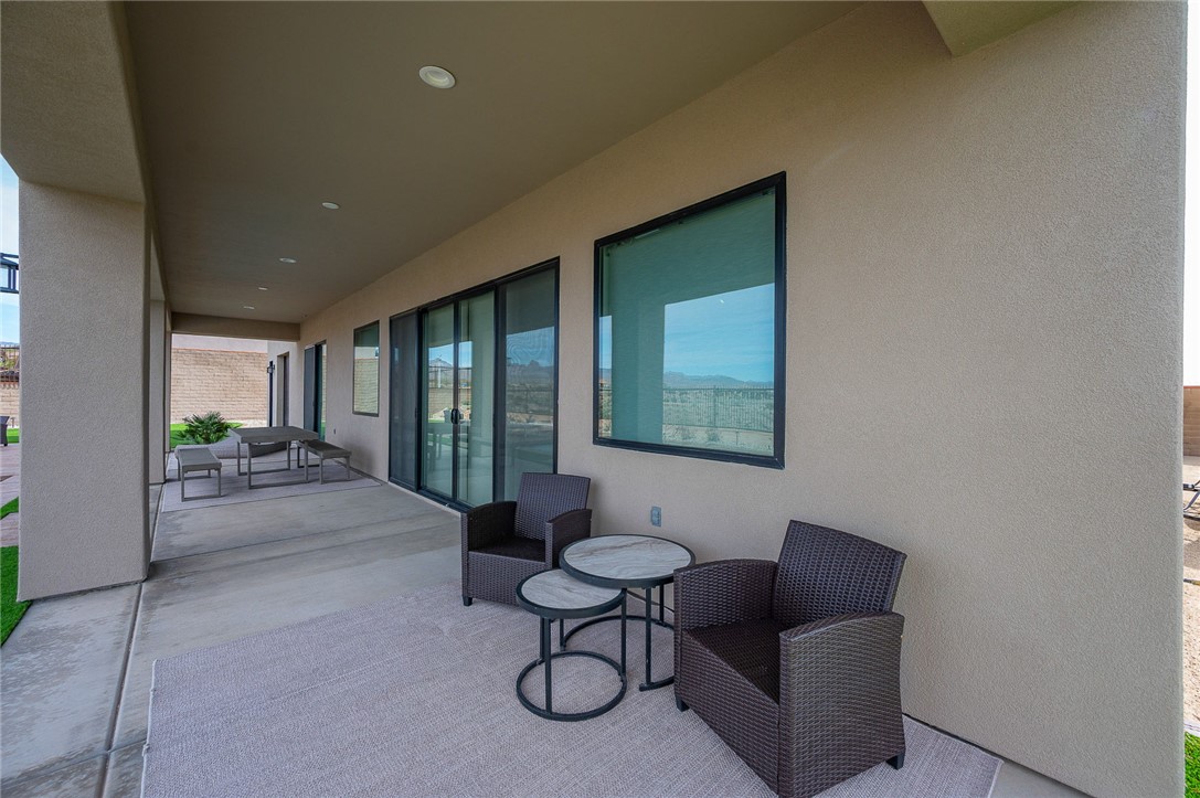 3243 Esmerelda Drive Drive