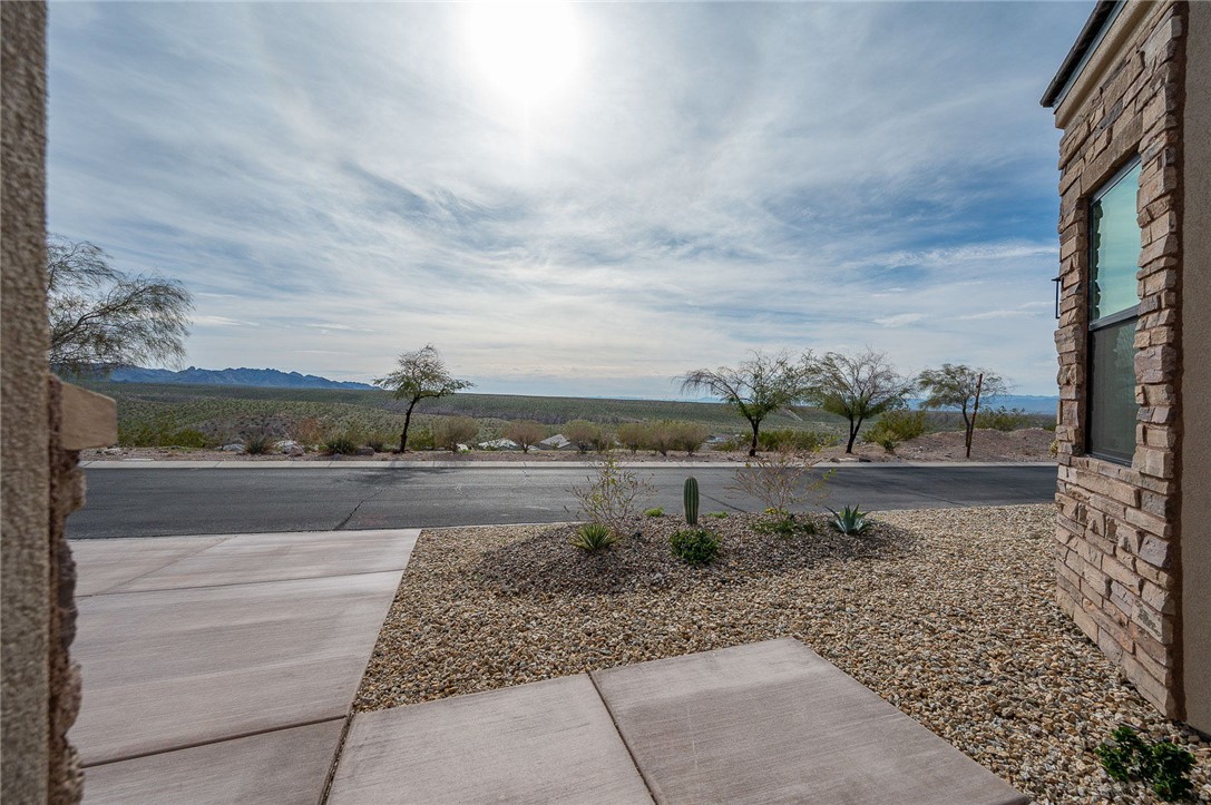 3243 Esmerelda Drive Drive