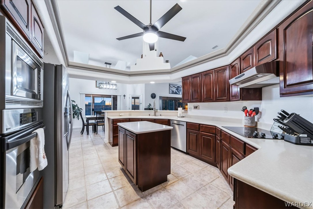 2516 Whispering Ridge Drive