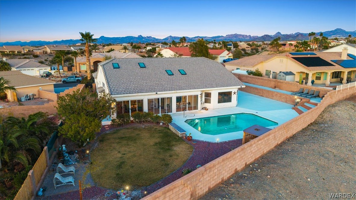 2516 Whispering Ridge Drive