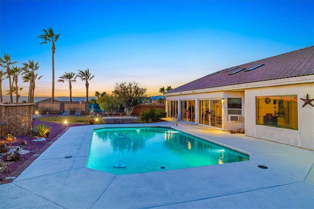 2516 Whispering Ridge Drive