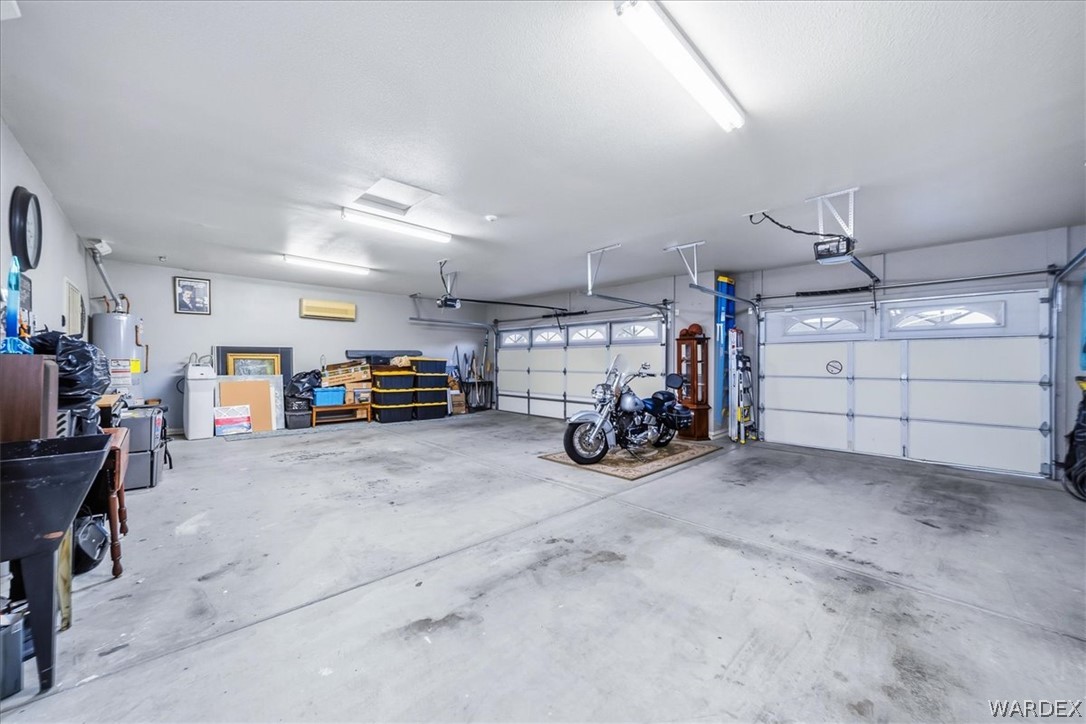 2516 Whispering Ridge Drive