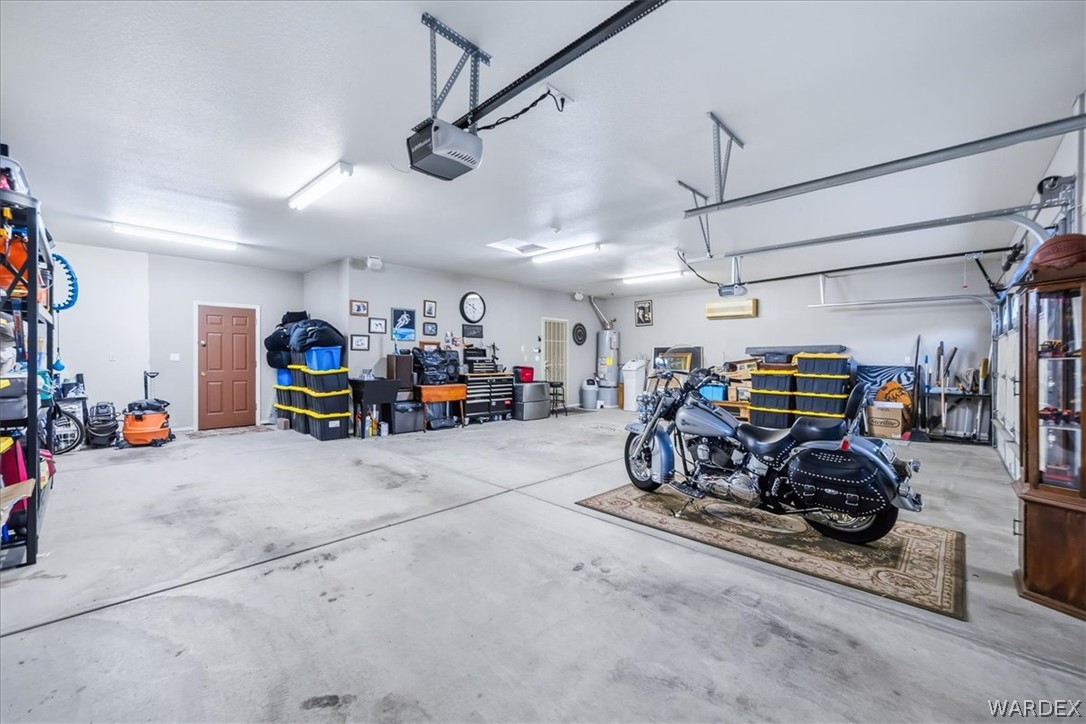 2516 Whispering Ridge Drive