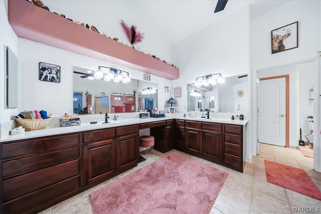 2516 Whispering Ridge Drive