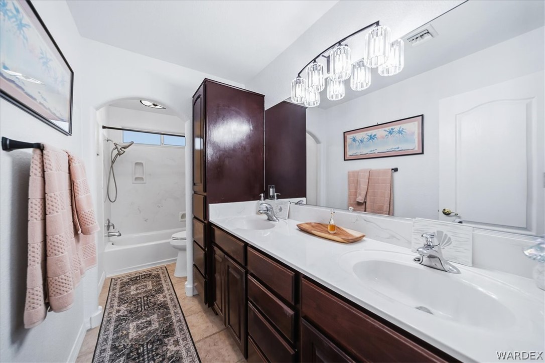 2516 Whispering Ridge Drive