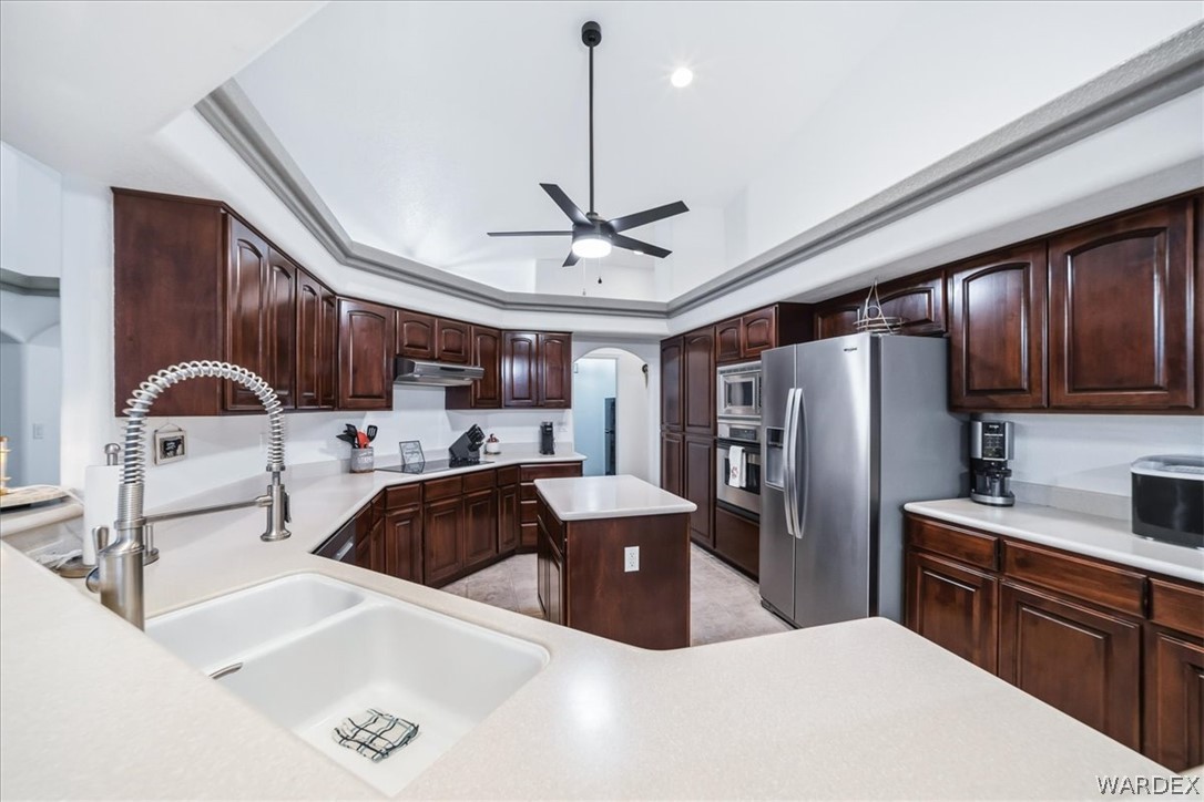 2516 Whispering Ridge Drive