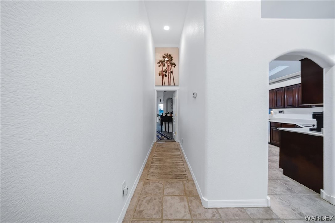 2516 Whispering Ridge Drive