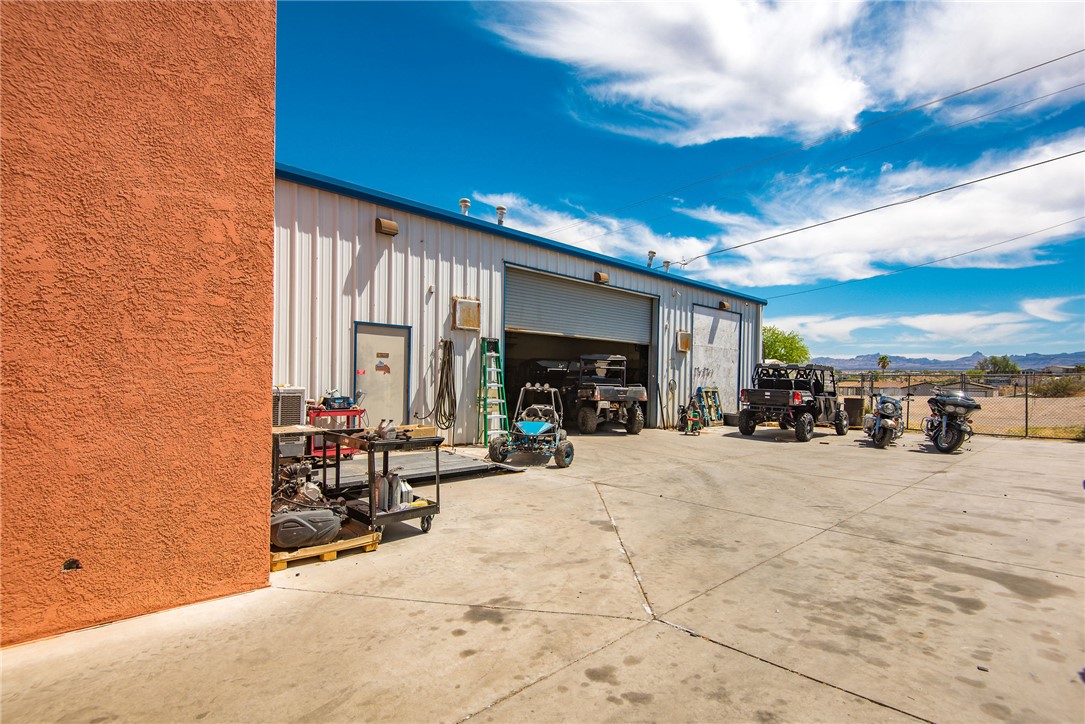 2106 Highway 95