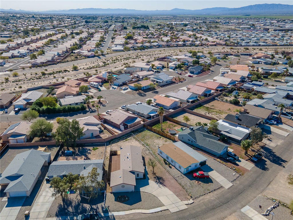 4818 S Baronsgate Way