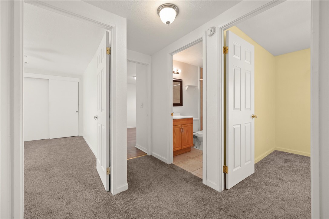 4818 S Baronsgate Way