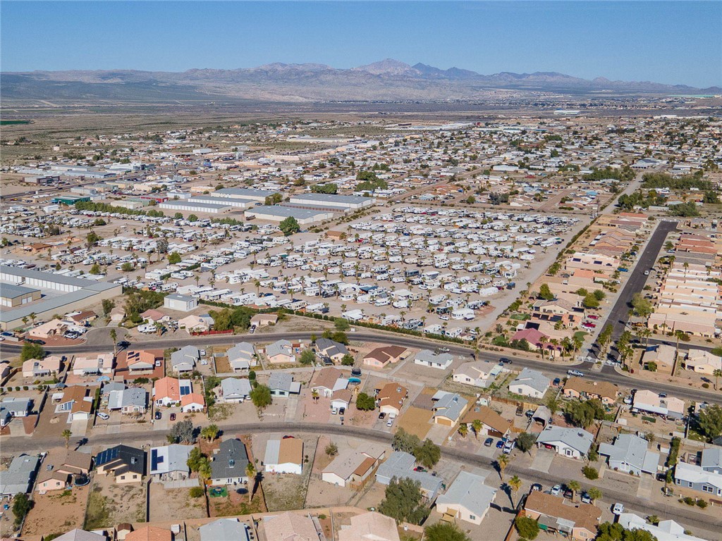 4818 S Baronsgate Way