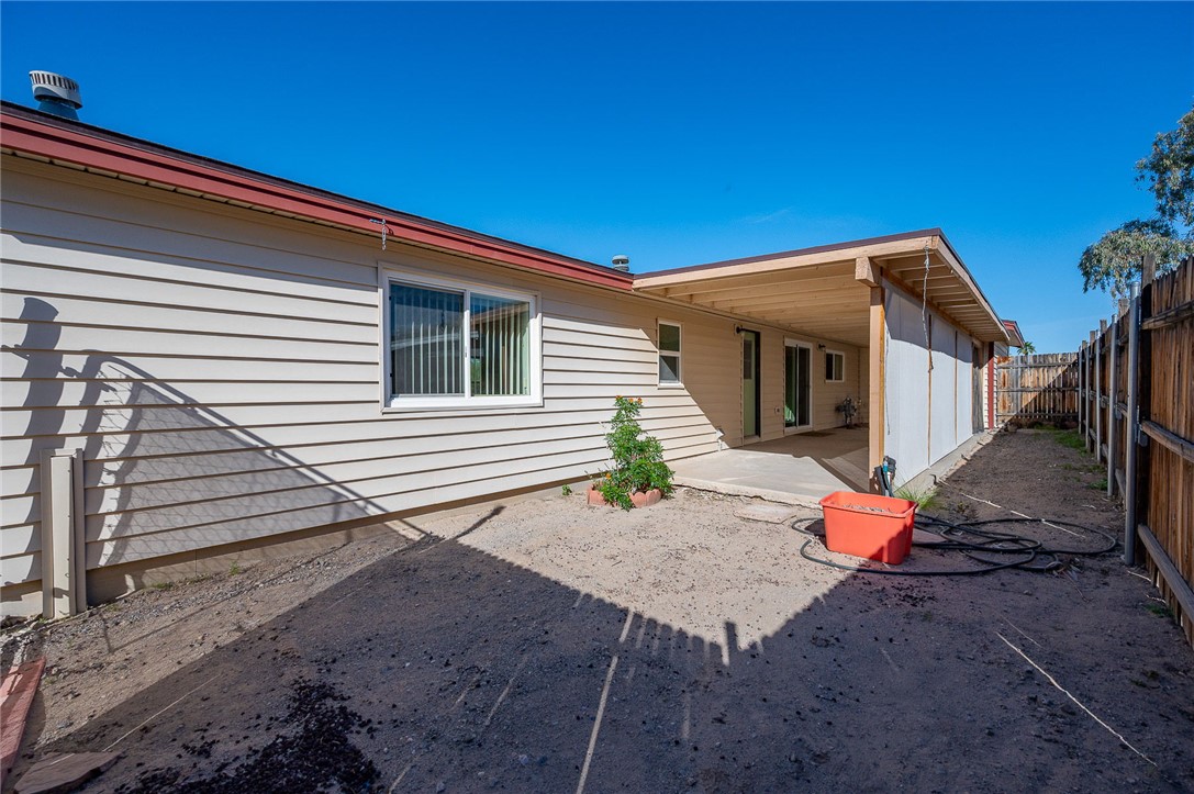 4818 S Baronsgate Way