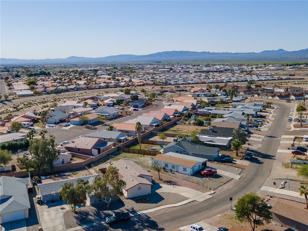 4818 S Baronsgate Way