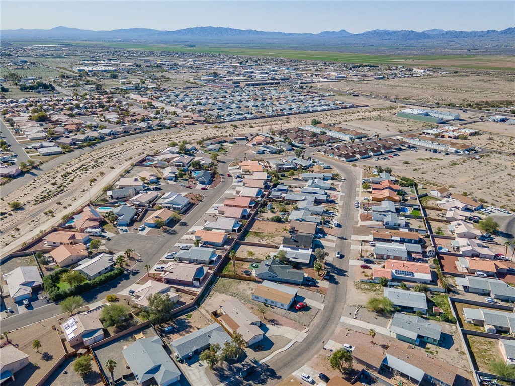 4818 S Baronsgate Way