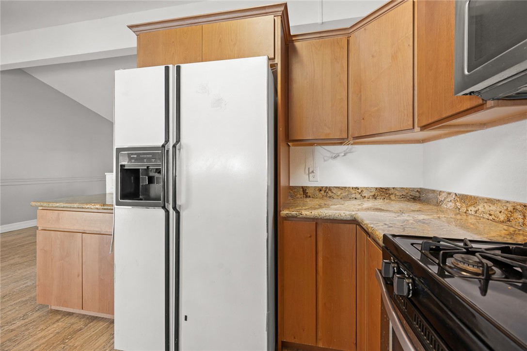 4818 S Baronsgate Way