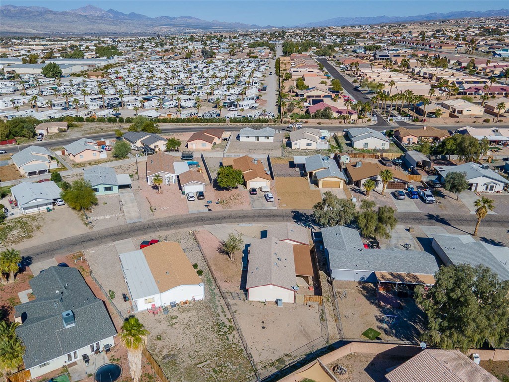 4818 S Baronsgate Way