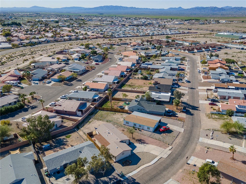 4818 S Baronsgate Way