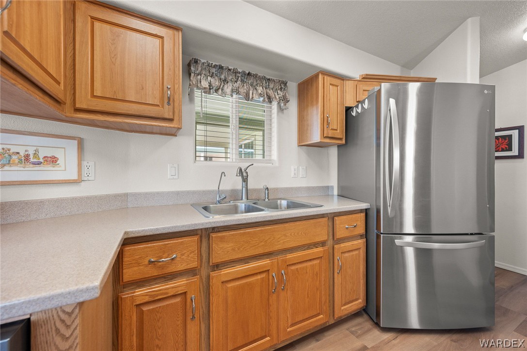 2000 Ramar Road 282