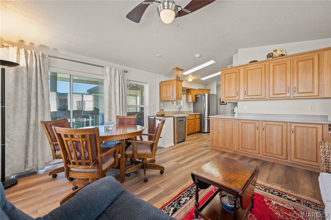 2000 Ramar Road 282