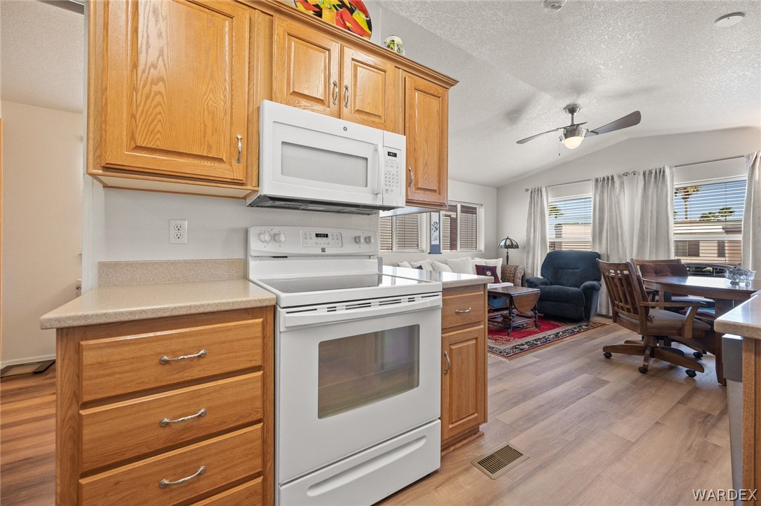 2000 Ramar Road 282