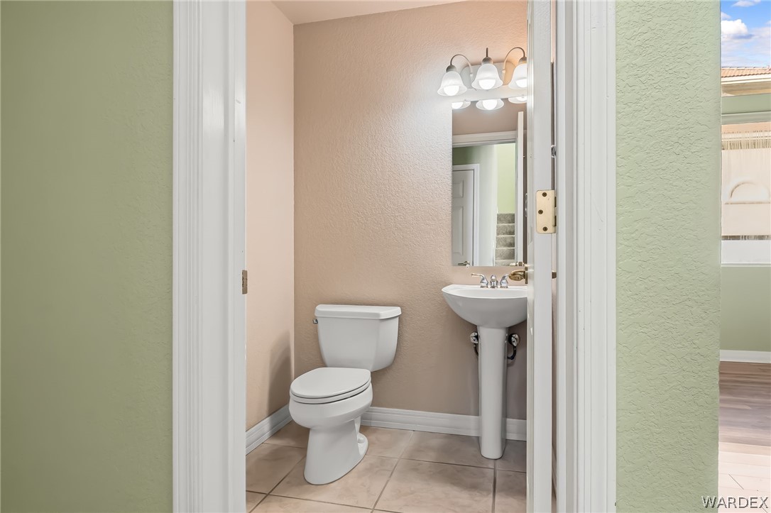 1825 E Shore Villas Drive 6