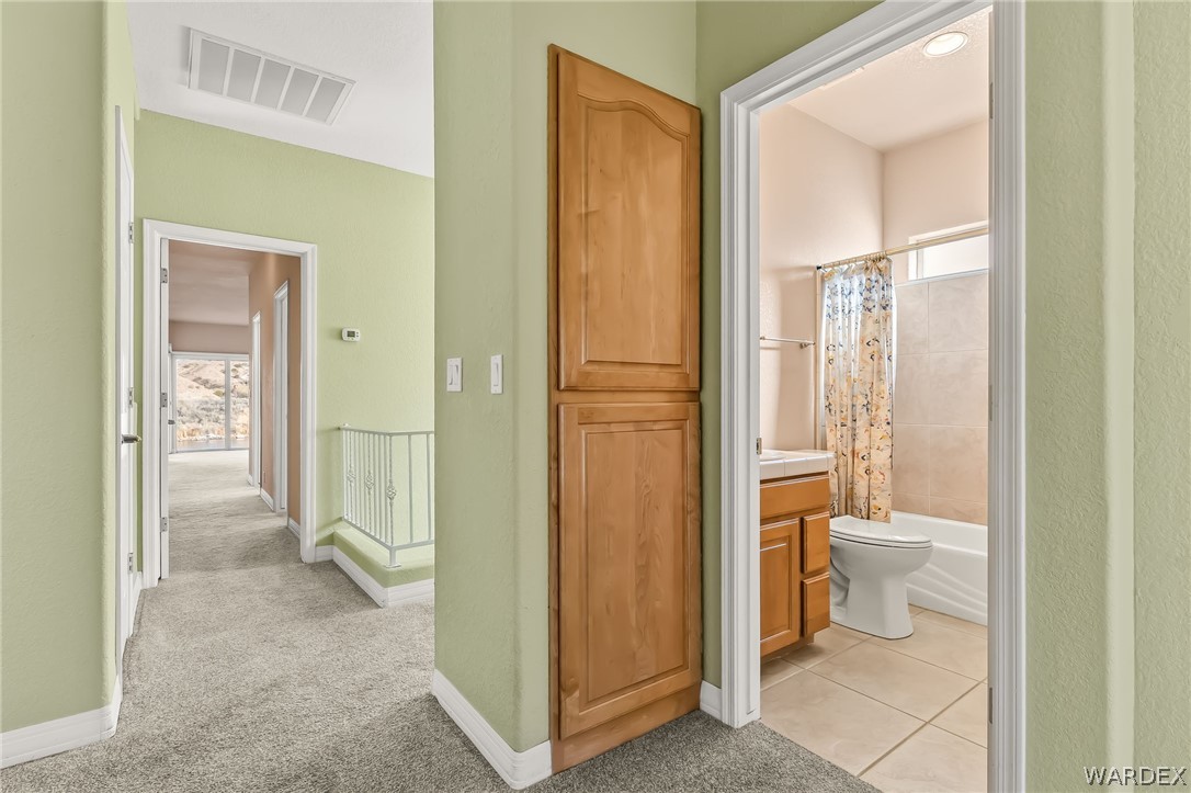 1825 E Shore Villas Drive 6