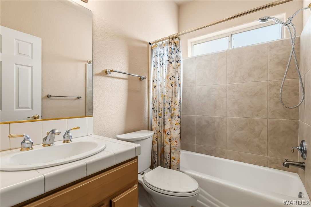 1825 E Shore Villas Drive 6