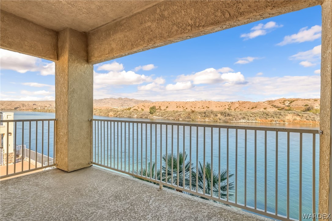 1825 E Shore Villas Drive 6