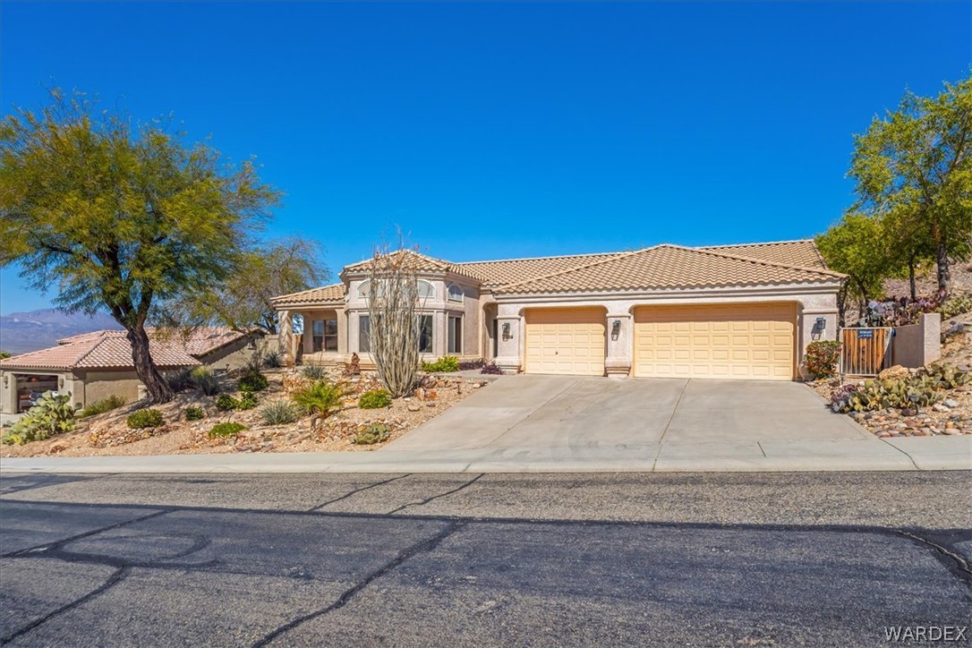 2889 Desert Vista Drive