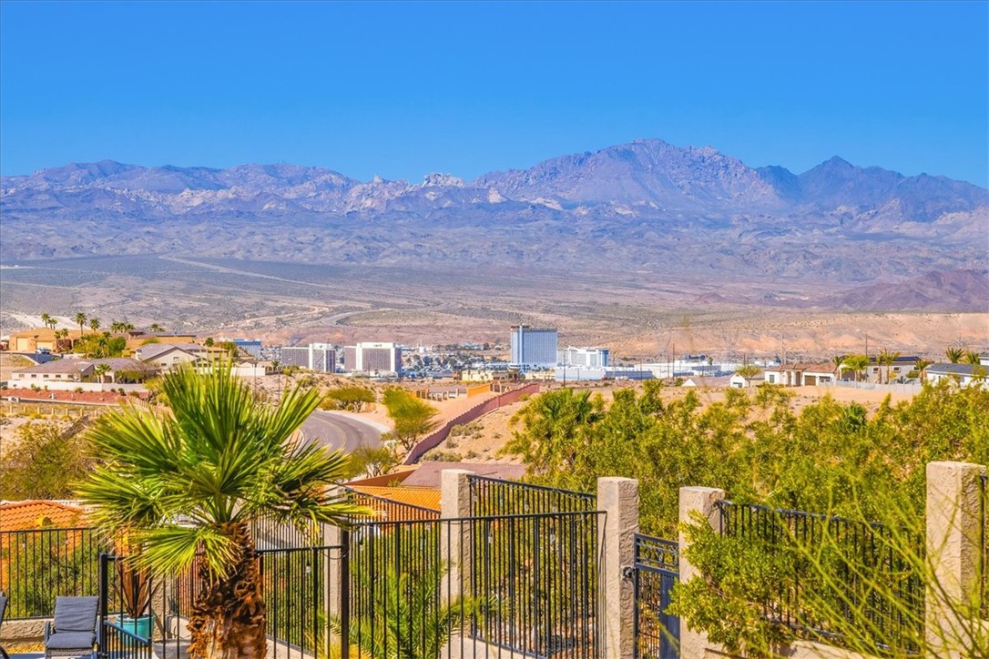 2889 Desert Vista Drive