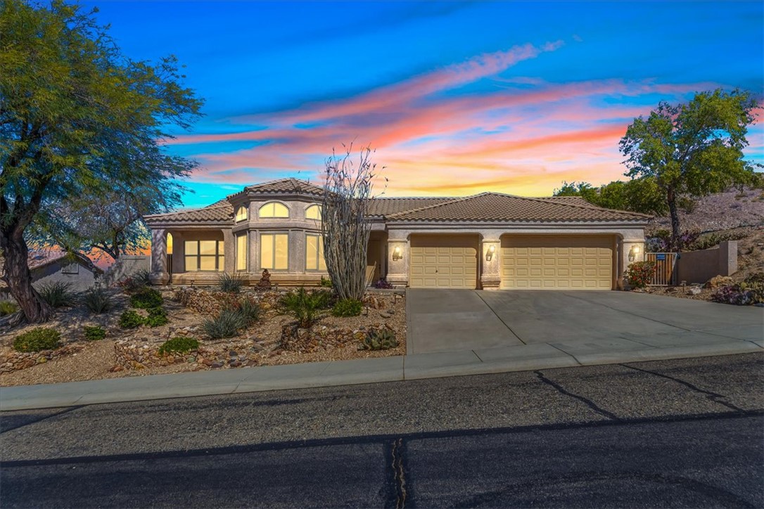 2889 Desert Vista Drive