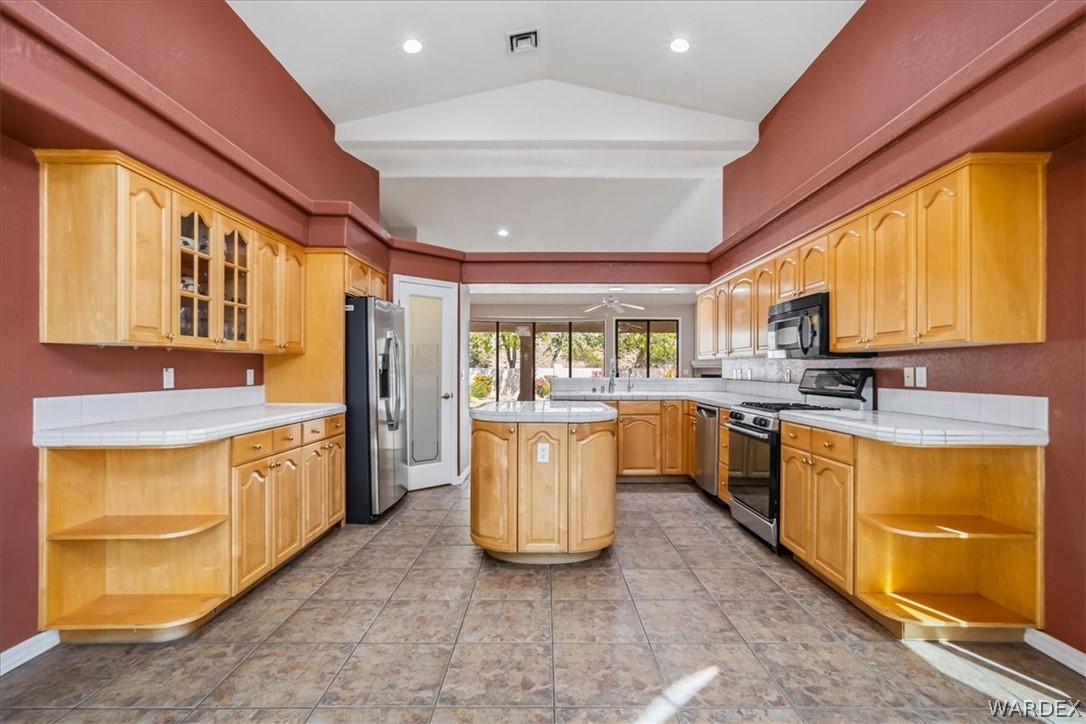 2889 Desert Vista Drive
