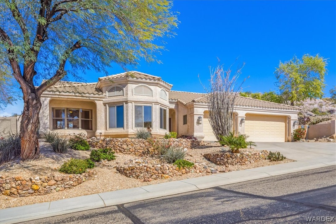 2889 Desert Vista Drive
