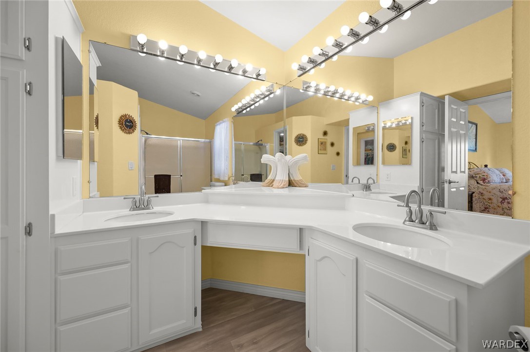 2545 Hillcrest Park Drive