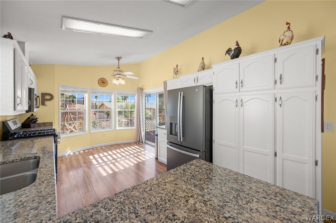 2545 Hillcrest Park Drive