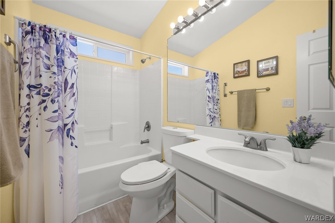 2545 Hillcrest Park Drive