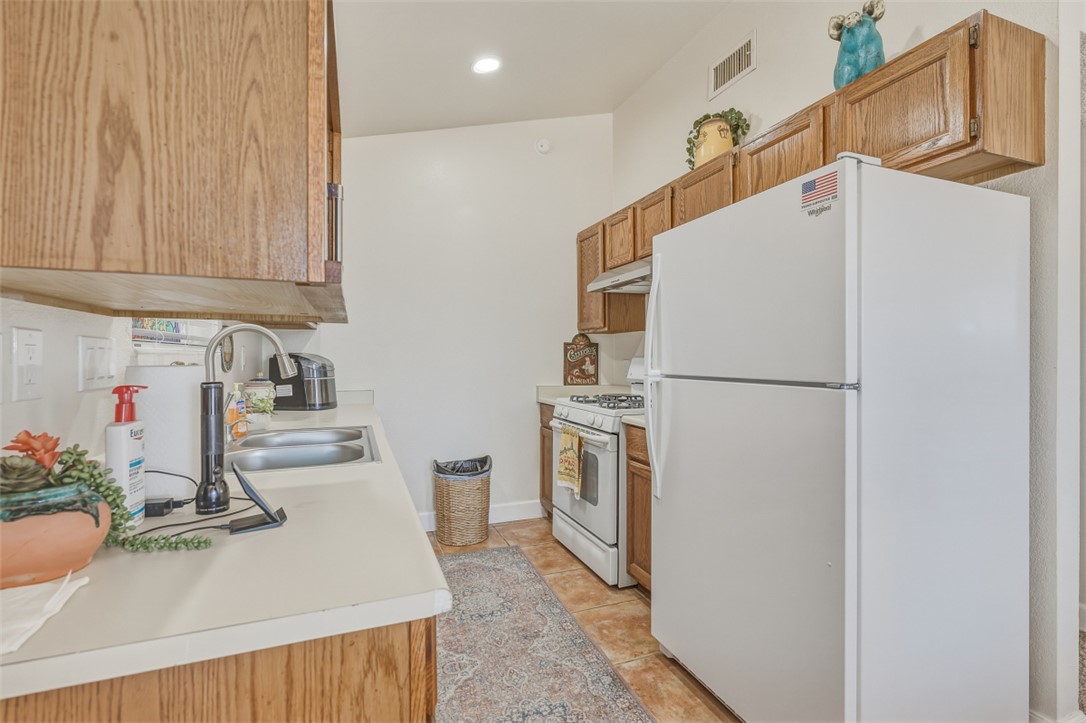 537 Roadrunner Drive