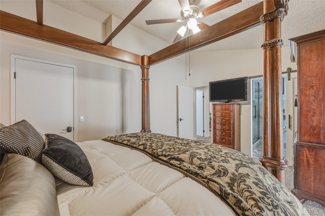 537 Roadrunner Drive
