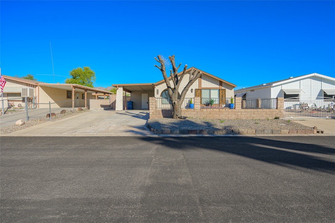 537 Roadrunner Drive
