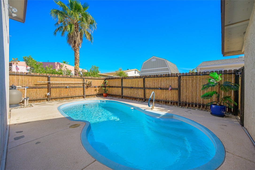 537 Roadrunner Drive